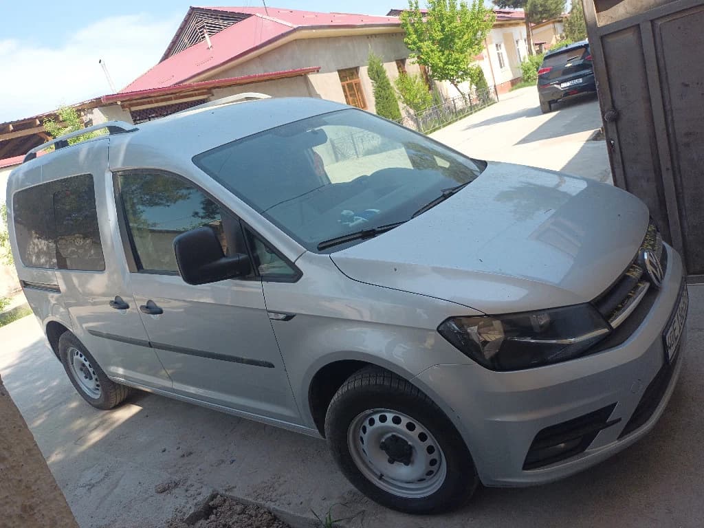 Volkswagen Caddy 2020 — 1