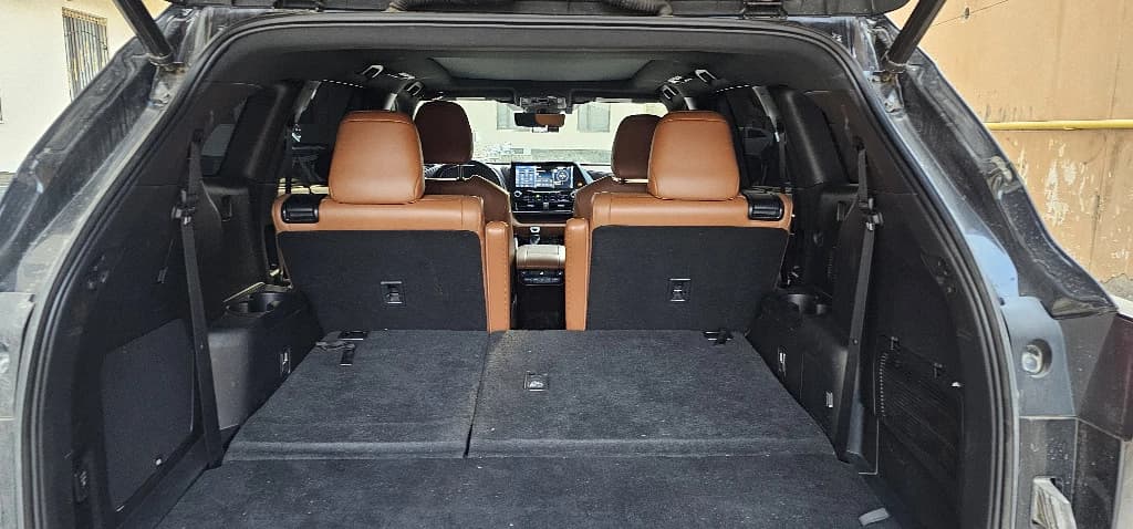 Toyota Highlander 2021 — 3