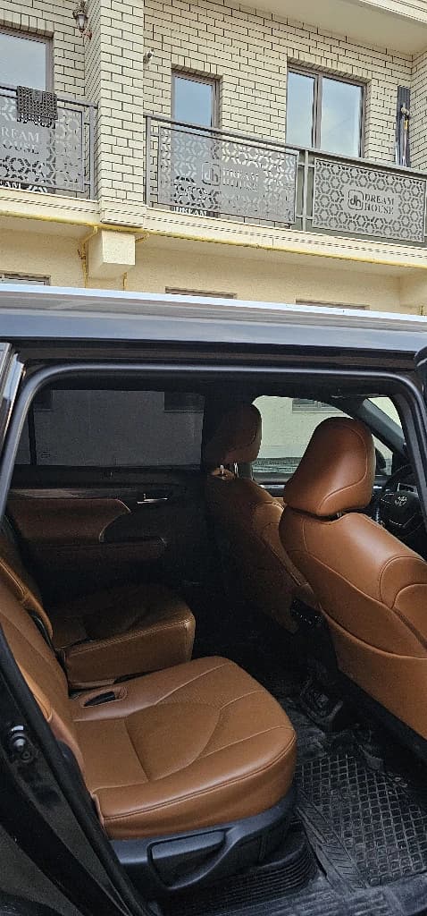 Toyota Highlander 2021 — 4