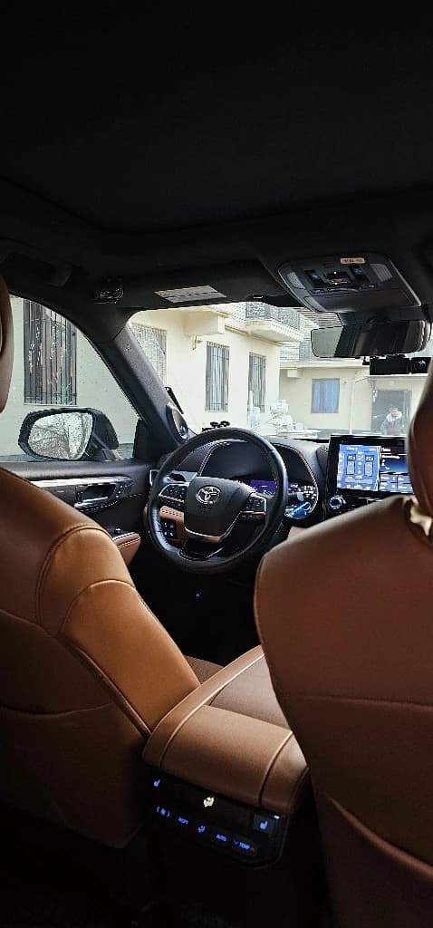 Toyota Highlander 2021 — 10