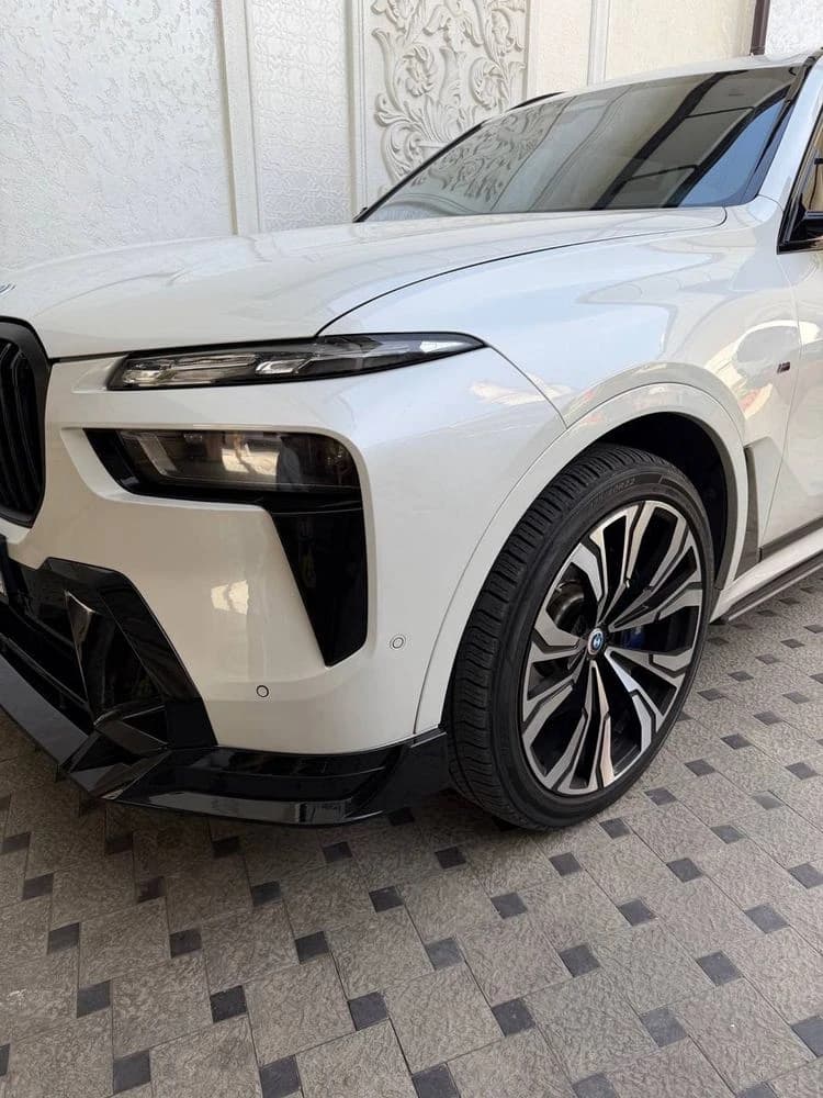 BMW X7 2019 — 7