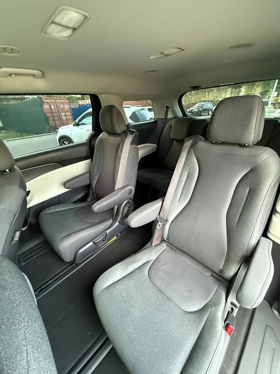 Kia Carnival 2023 — 7