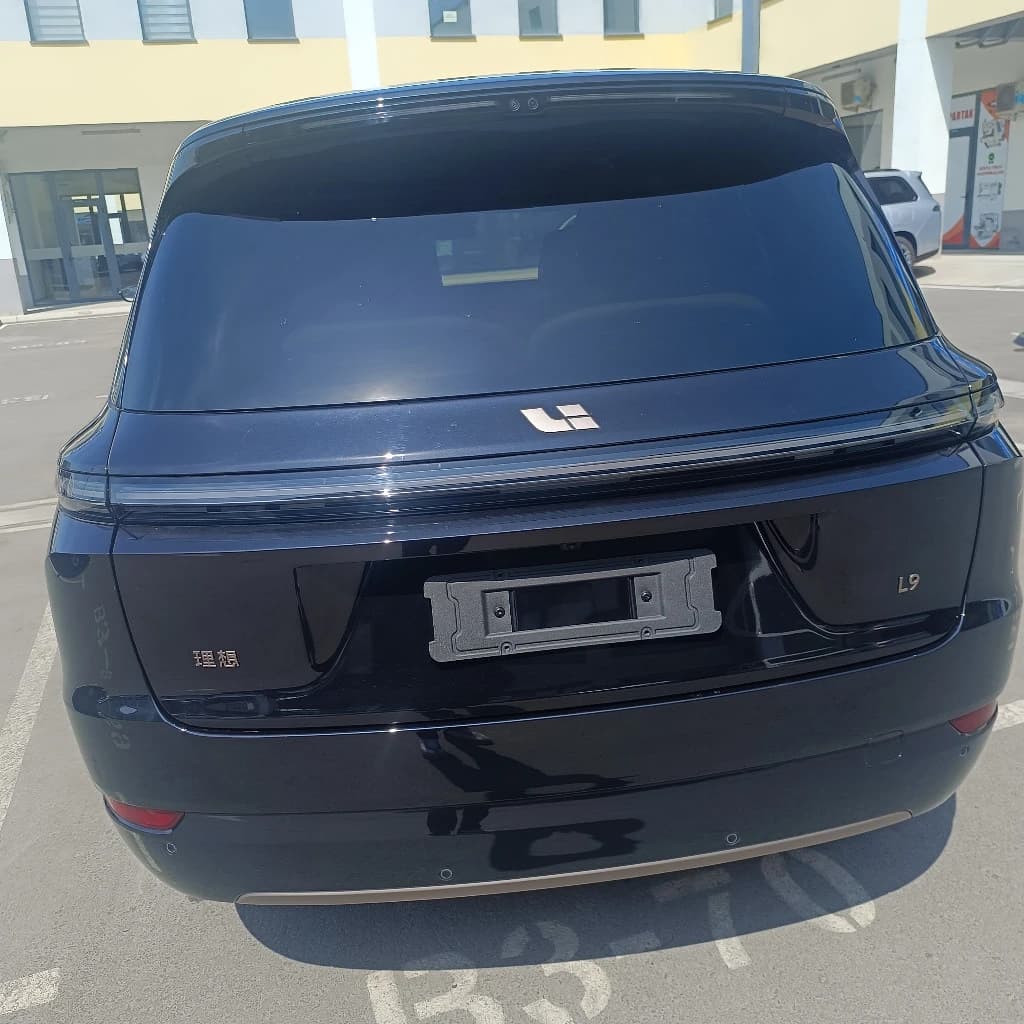 LiXiang L9 2025 — 4