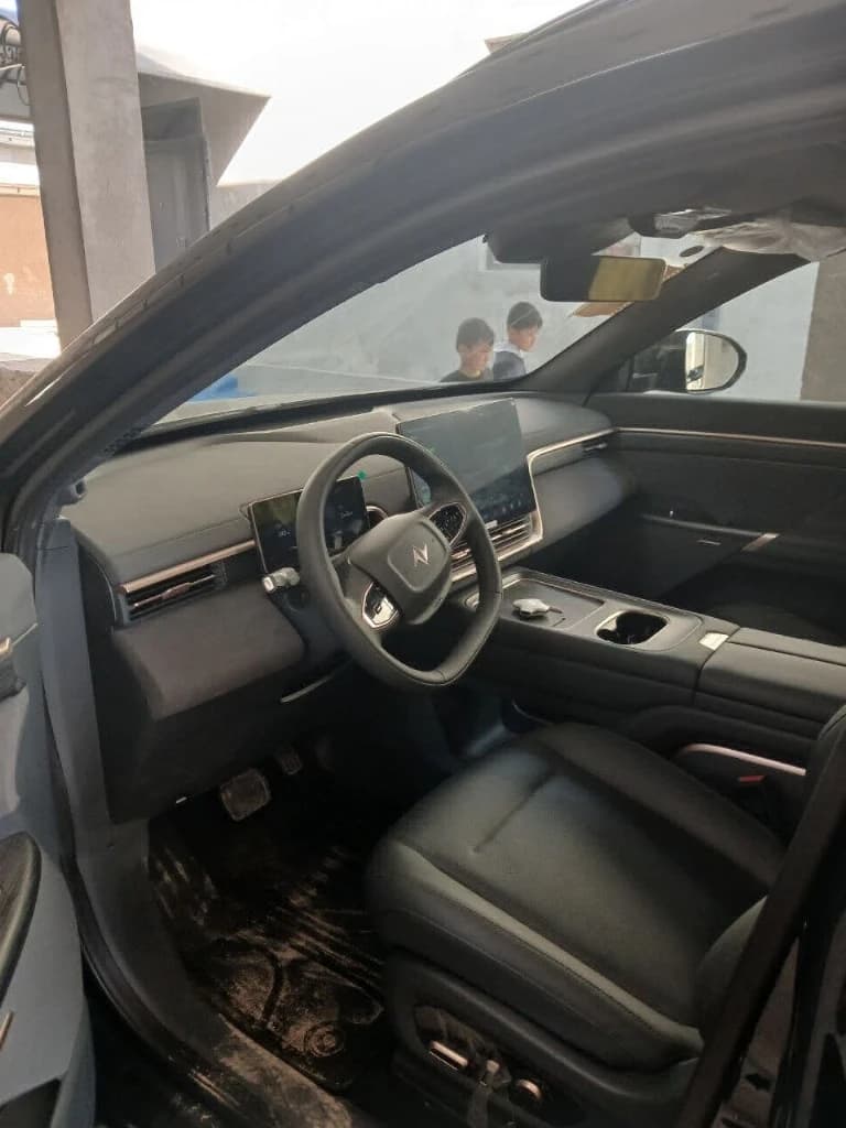 Dongfeng EP 008 2025 — 3