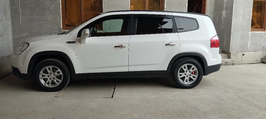 Chevrolet Orlando 2017 — 1