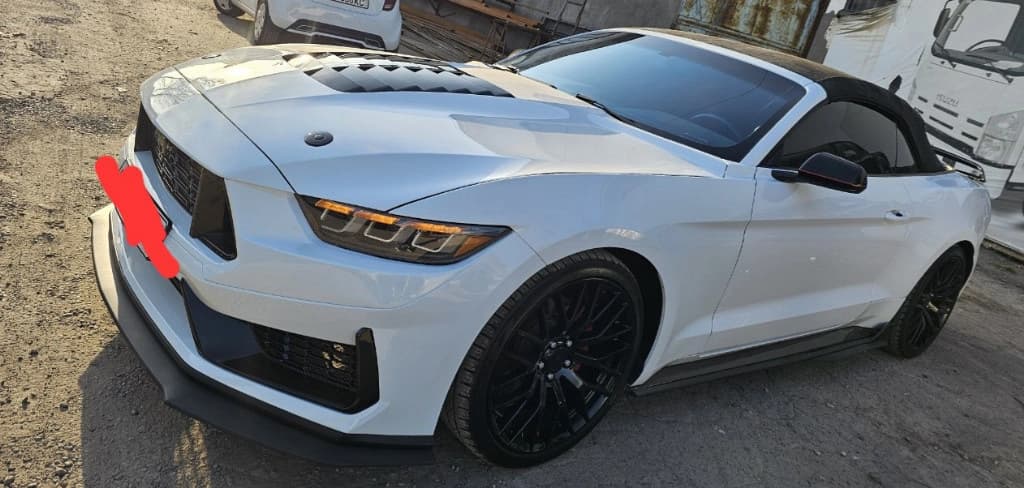 Ford Mustang 2017 — 1