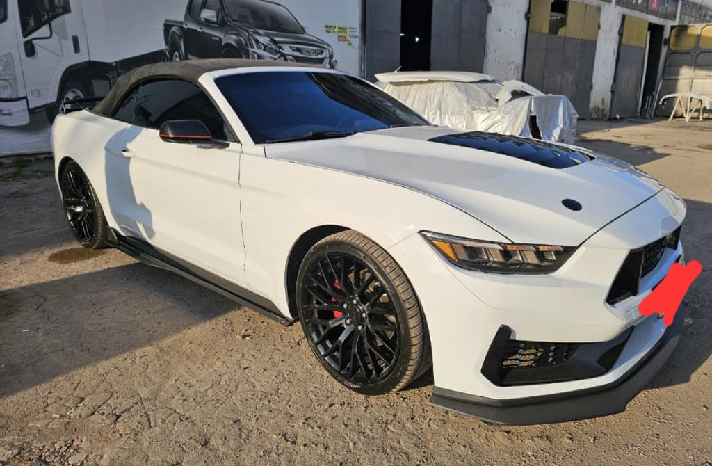 Ford Mustang 2017 — 4