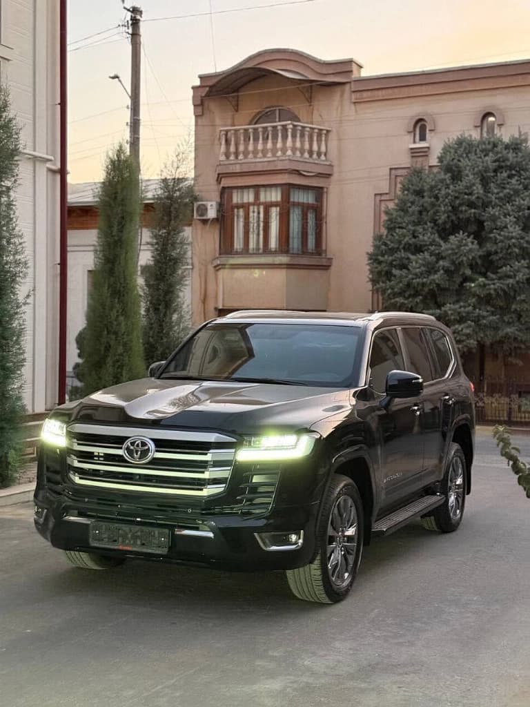 Toyota Land Cruiser 2024 — 1