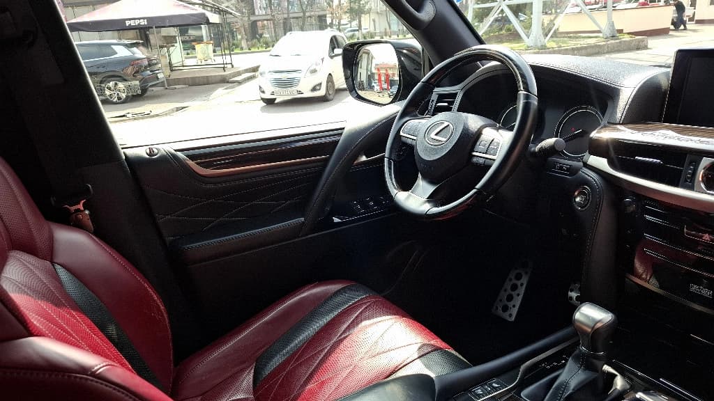 Lexus LX 2019 — 9