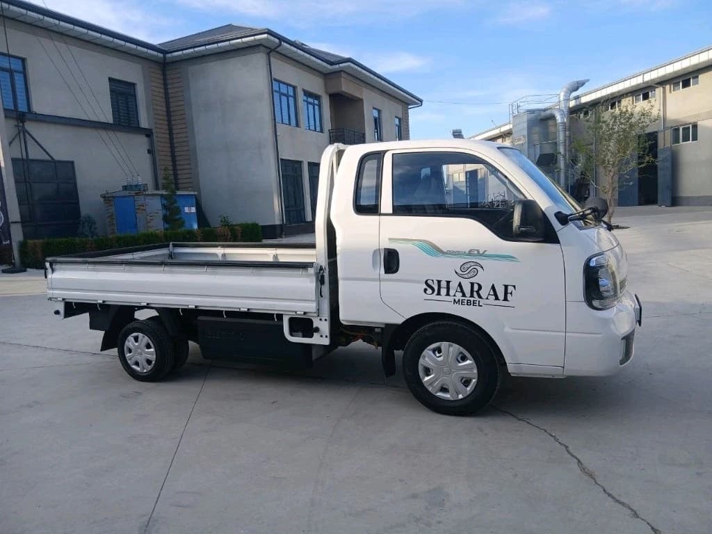 Kia Bongo 2021 — 2
