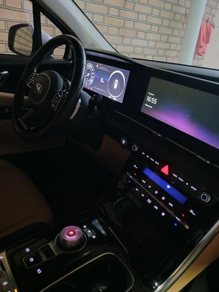 Kia Carnival 2021 — 3