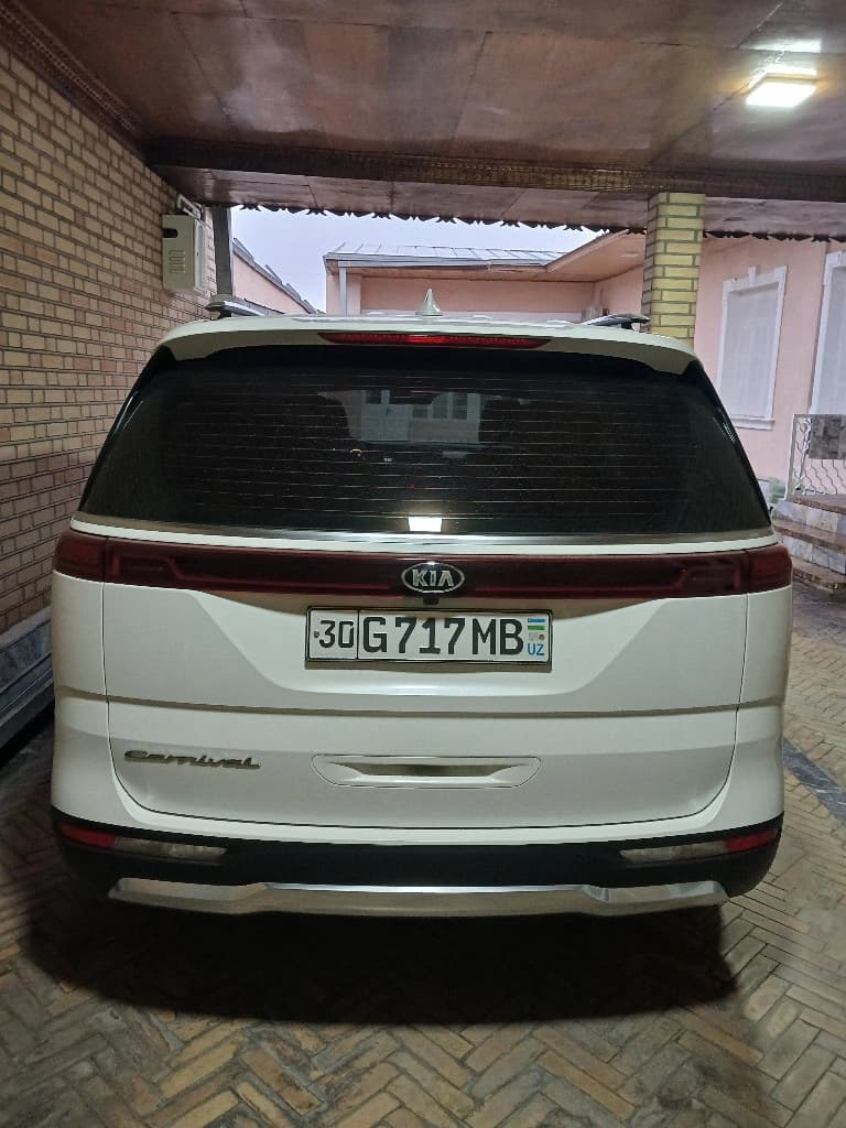 Kia Carnival 2021 — 8