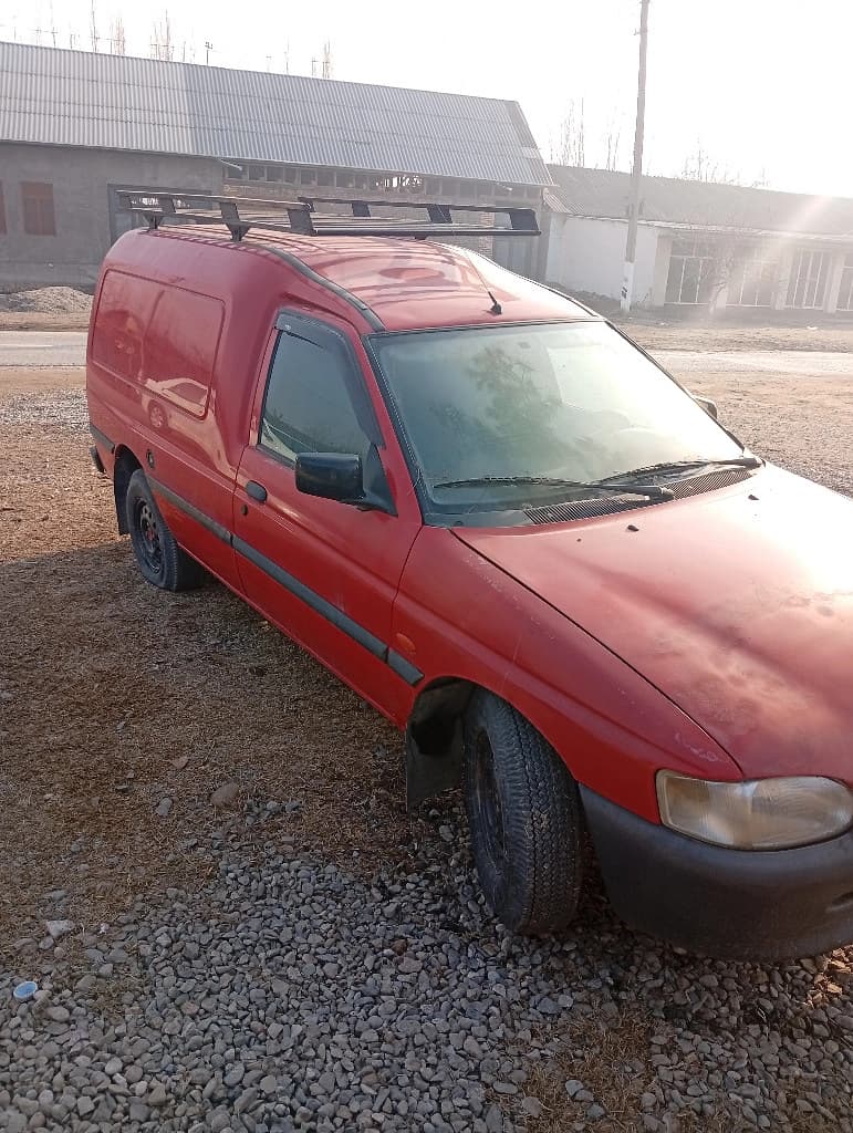 Ford Escort 1996 — 4
