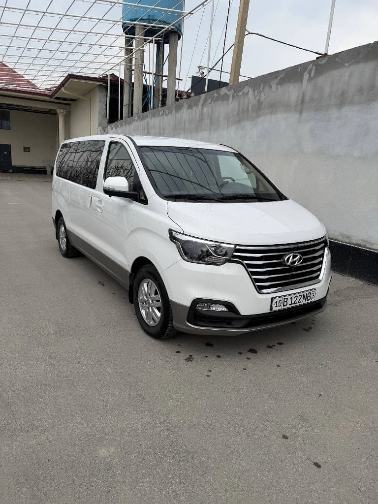 Hyundai H-1 2019 — 10