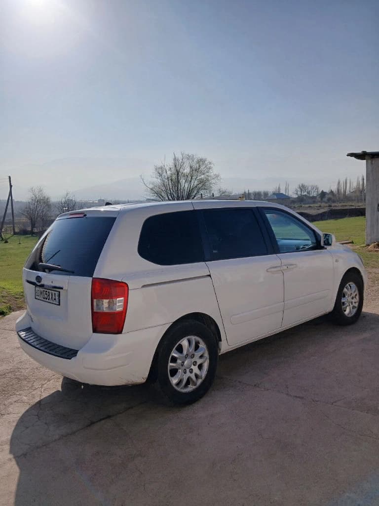 Kia Carnival 2008 — 4