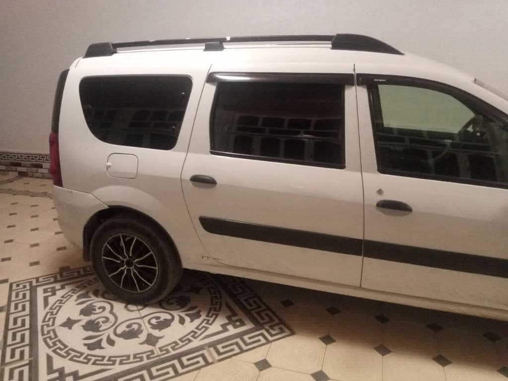 Lada (ВАЗ) Largus 2015 — 4