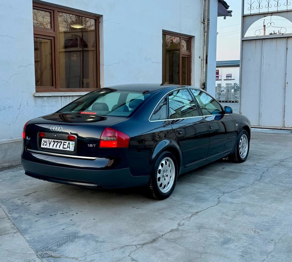 Audi A6 2001
