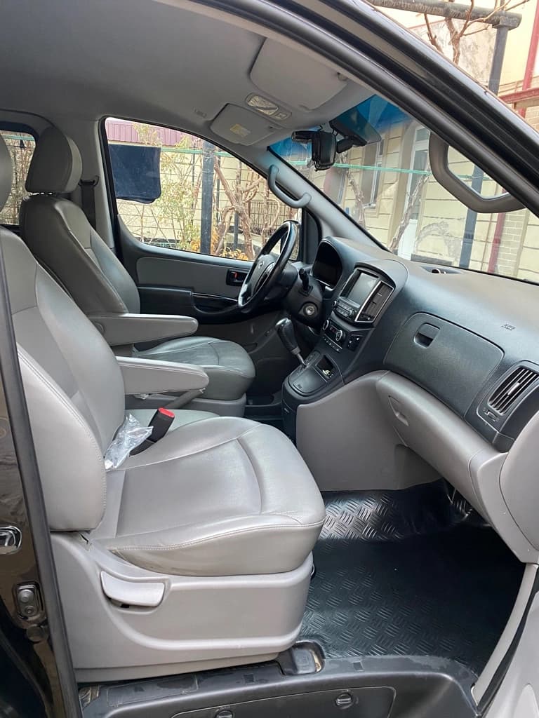 Hyundai Grand Starex 2019 — 3