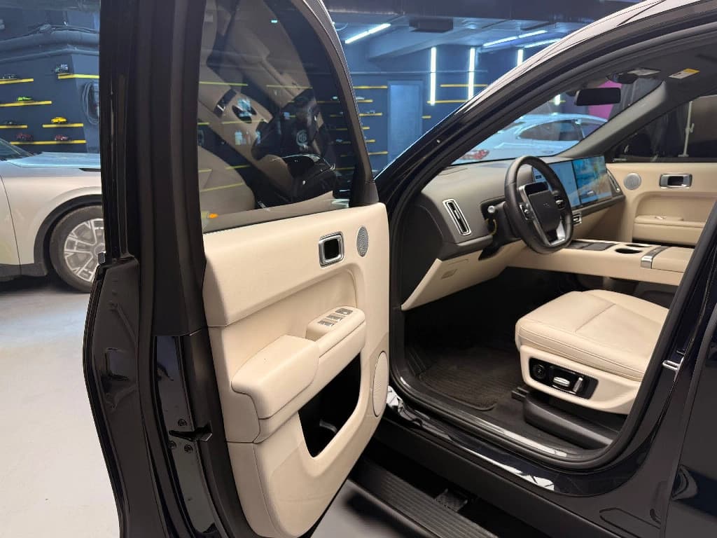 LiXiang L9 2025 — 2