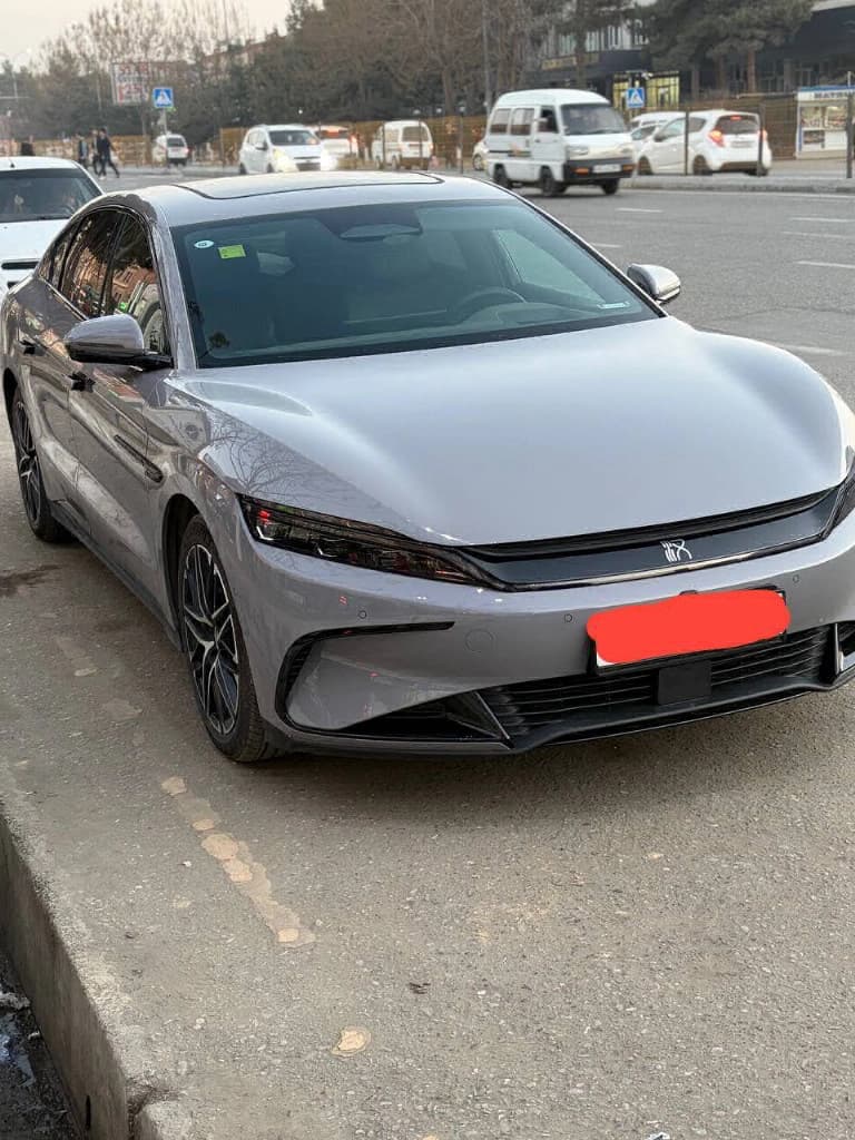 BYD Han 2025 — 1