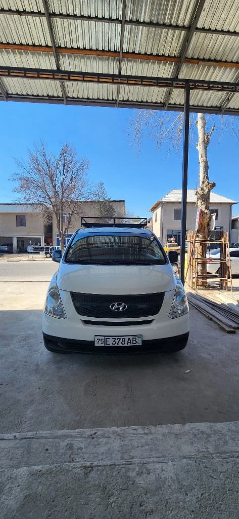 Hyundai Grand Starex 2012 — 1