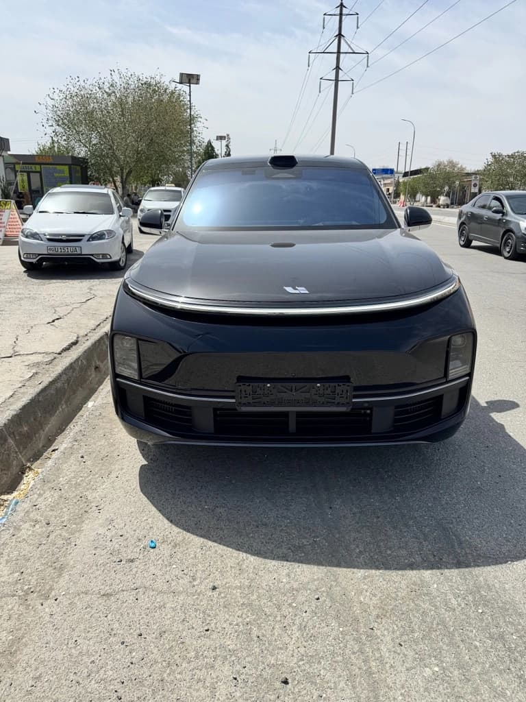 LiXiang L9 2023 — 2