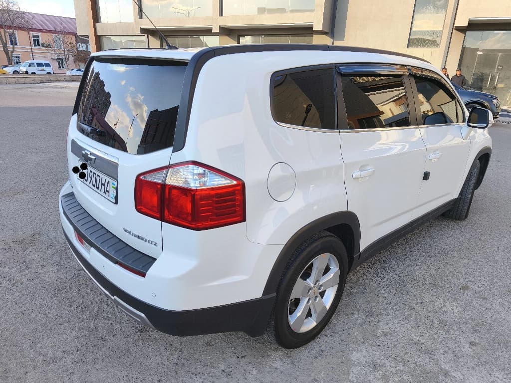 Chevrolet Orlando 2016 — 2