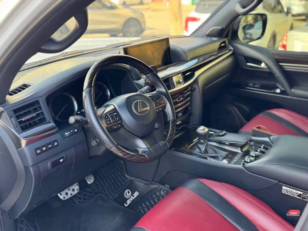 Lexus LX 2019 — 7