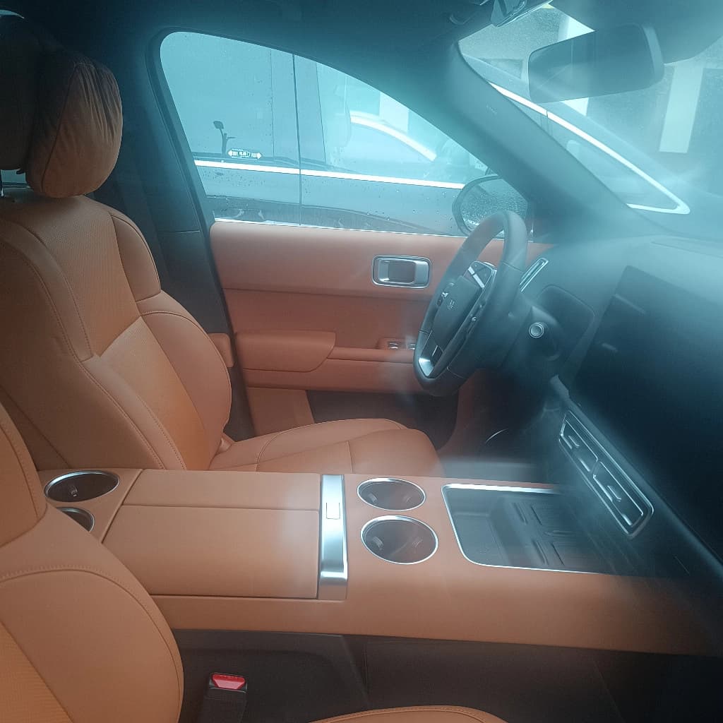 LiXiang L9 2025 — 2