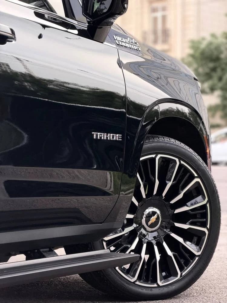 Chevrolet Tahoe 2025 — 3