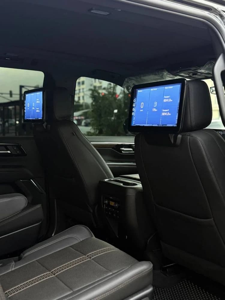 Chevrolet Tahoe 2025 — 7