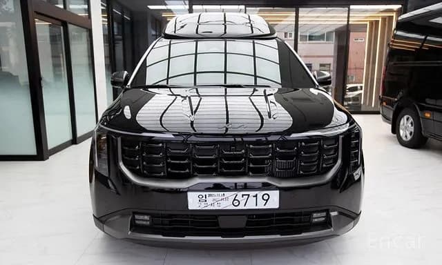 Kia Carnival 2025 — 1