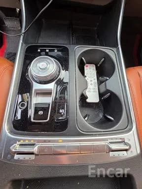 Kia Carnival 2025 — 4
