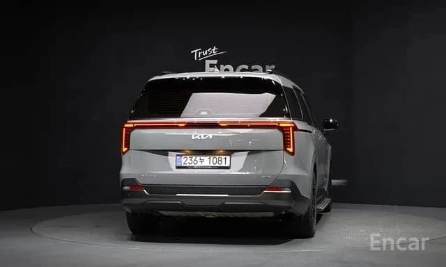 Kia Carnival 2025 — 3
