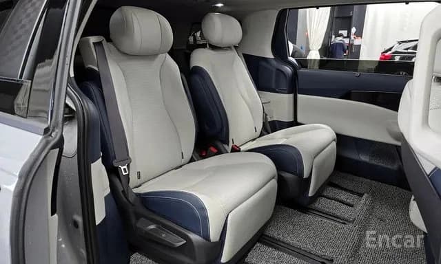 Kia Carnival 2025 — 7