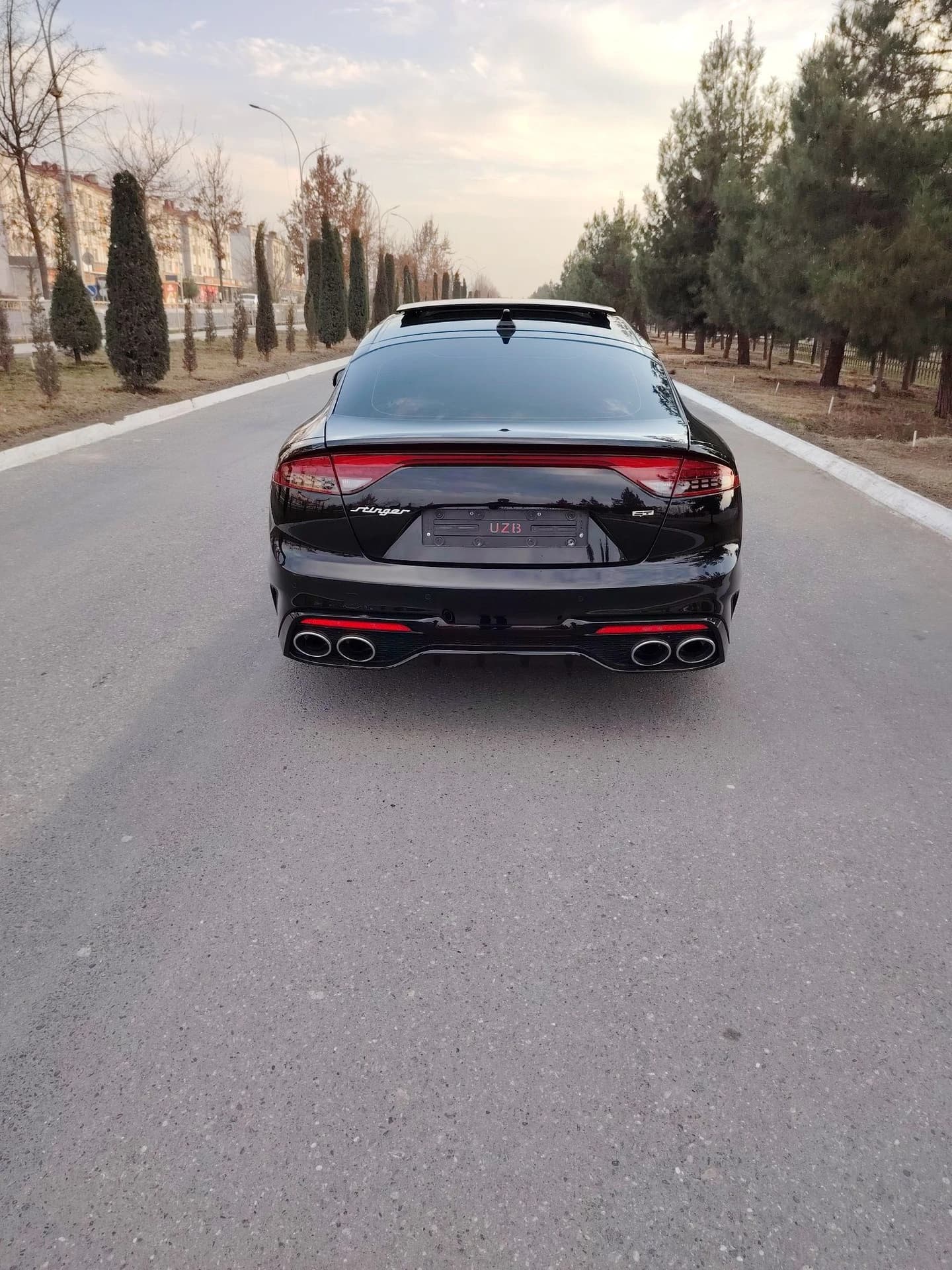 Kia Stinger 2023 — 2