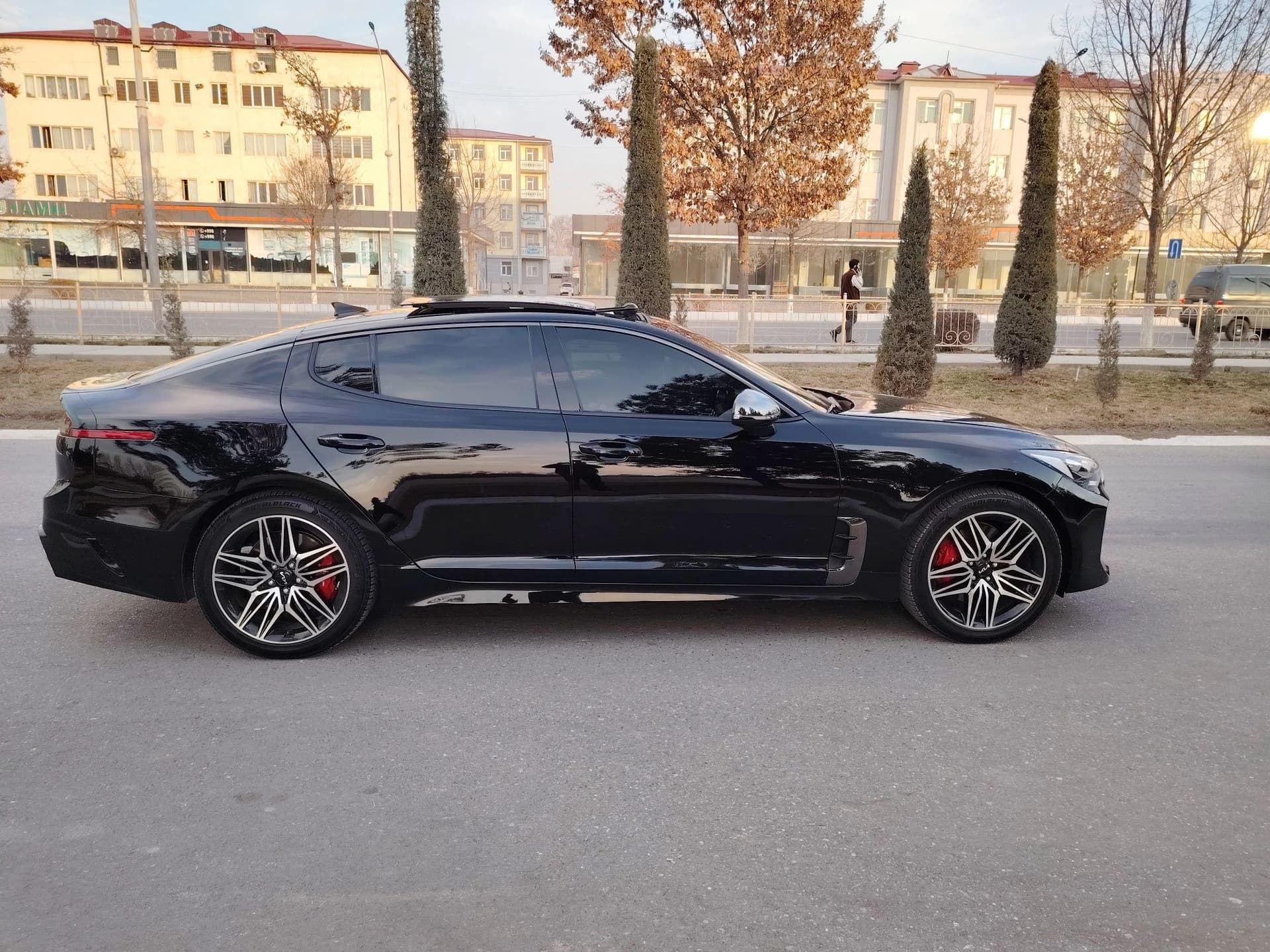 Kia Stinger 2023 — 4