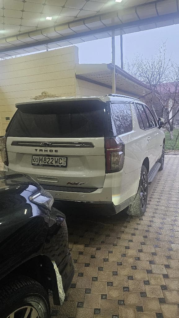 Chevrolet Tahoe 2022 — 3