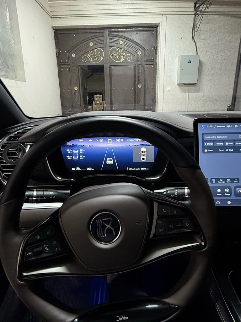 BYD Han 2025 — 2