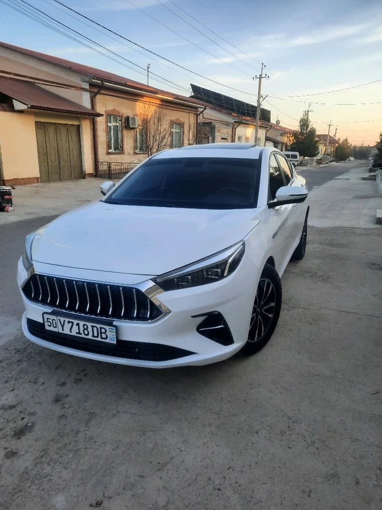 JAC J7 2021 — 1