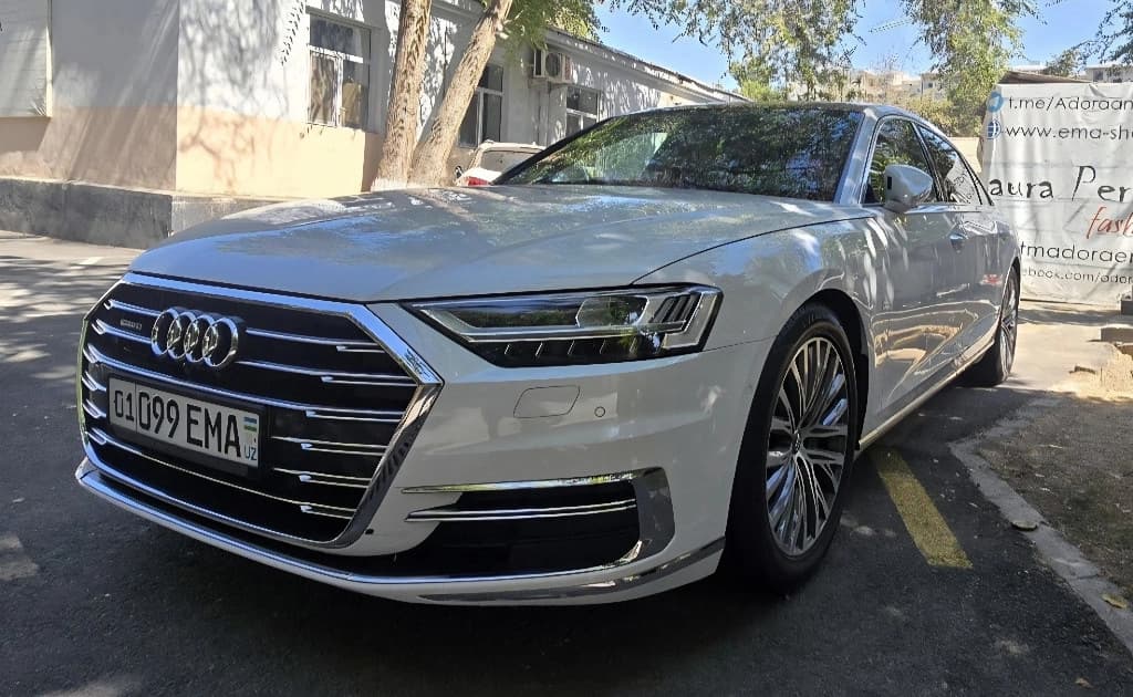 Audi A8 2018 — 2