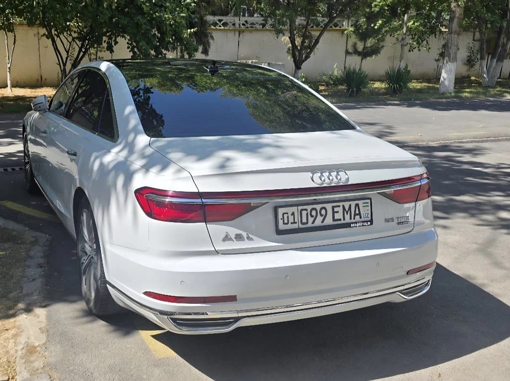 Audi A8 2018 — 3