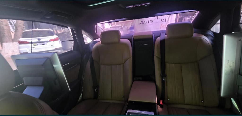 Audi A8 2018 — 5