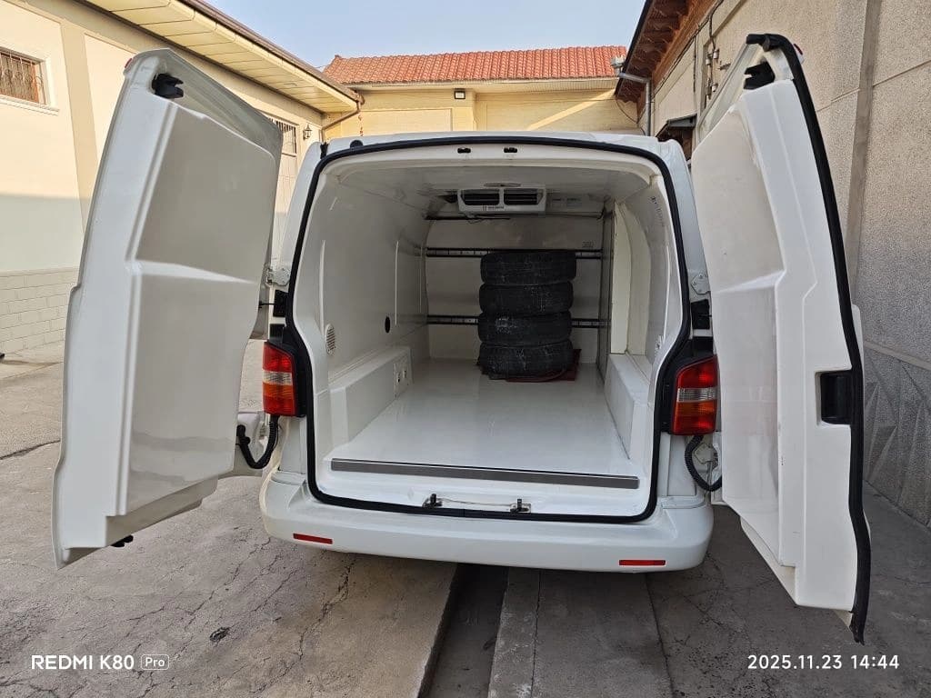 Volkswagen Transporter 2009 — 3
