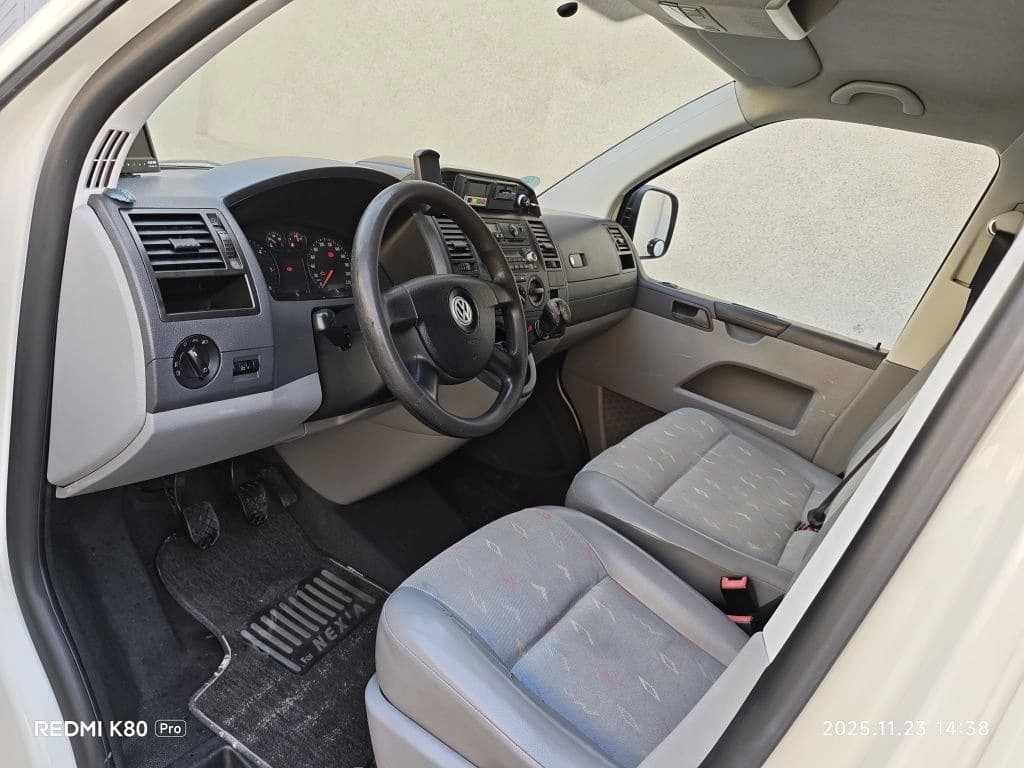 Volkswagen Transporter 2009 — 5