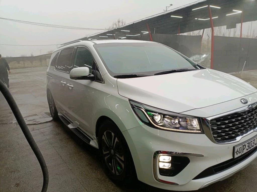 Kia Carnival 2020 — 5