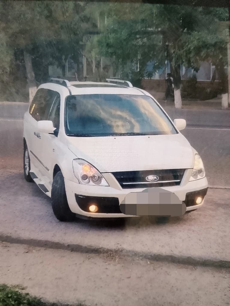Kia Carnival 2007 — 1
