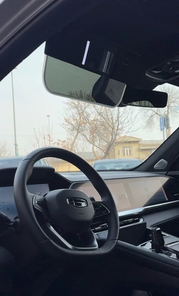 Geely Monjaro 2026 — 3