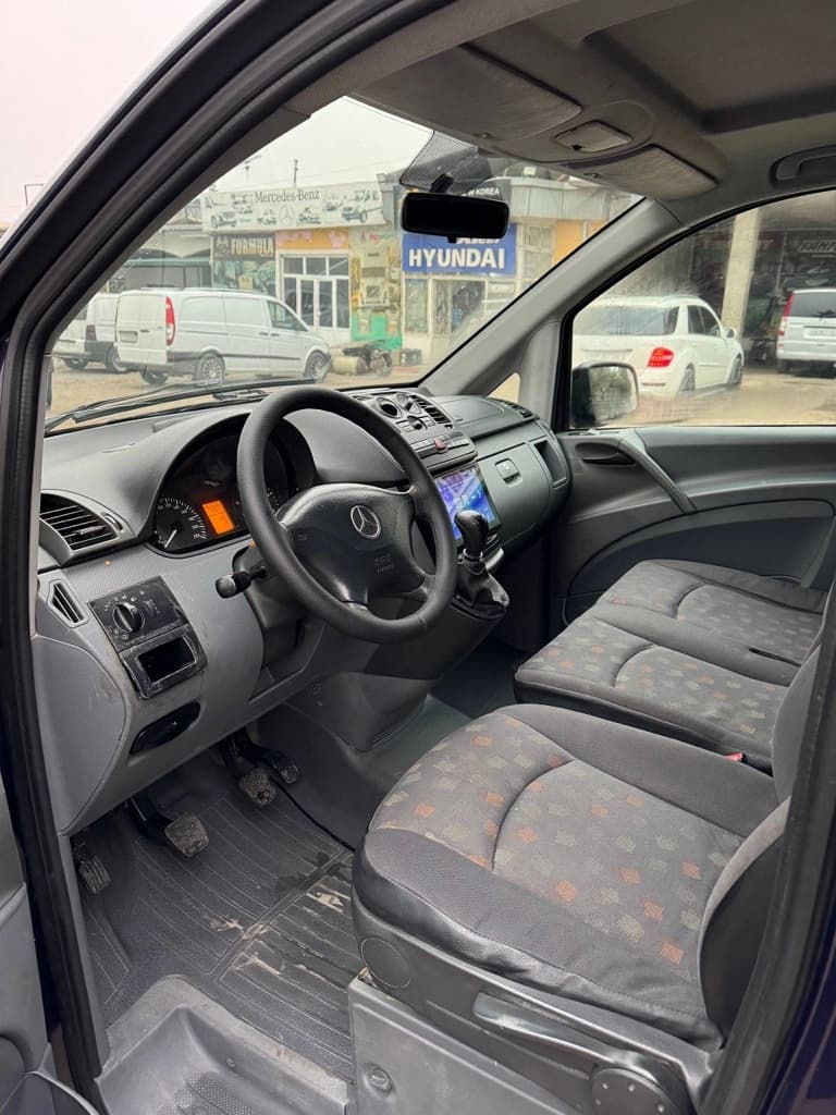 Mercedes-Benz Vito 2009 — 8