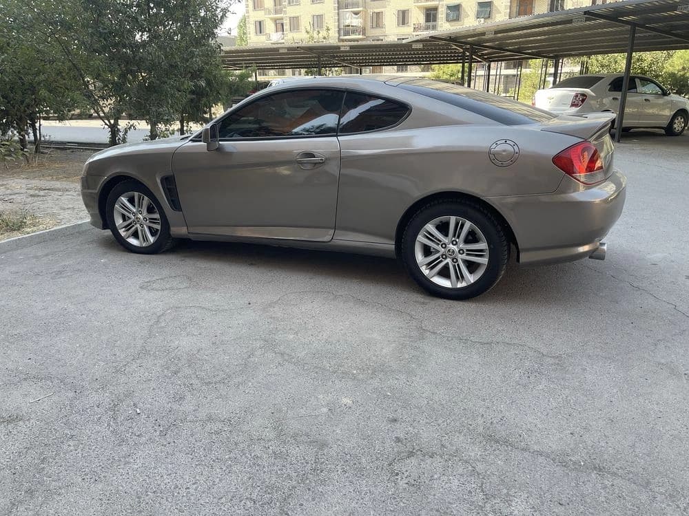 Hyundai Tuscani 2005 — 1